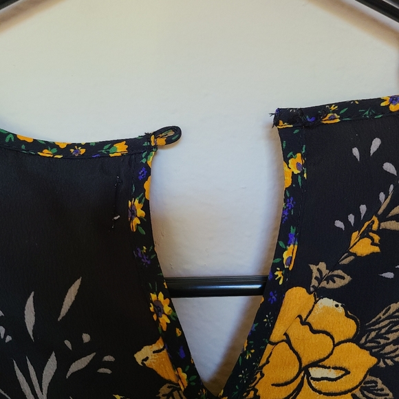 ♡Band Of Gypsies Maxi Dress in Mixed Floral Print♡ - Picture 12 of 14